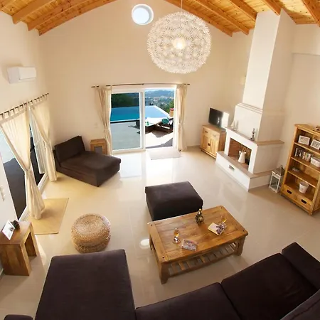 Вилла Asteri, Old Skala - Secluded Location - Panoramic Sea Views - Infinity Pool *