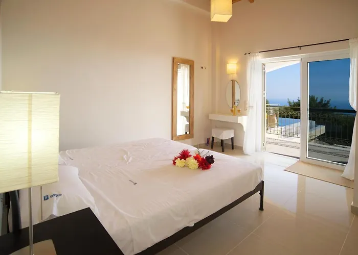 Villa Asteri, Old Skala - Secluded Location - Panoramic Sea Views - Infinity Pool