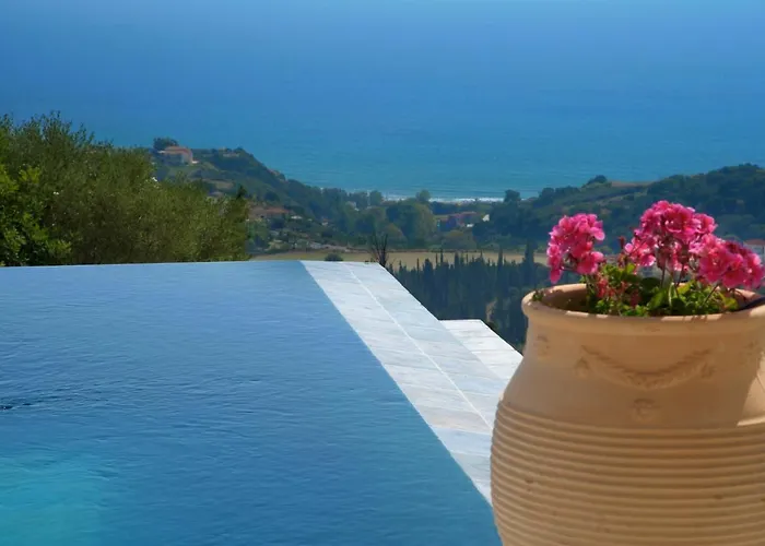 Villa Asteri, Old Skala - Secluded Location - Panoramic Sea Views - Infinity Pool