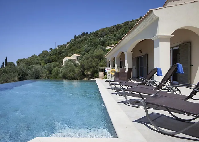 Villa Asteri, Old Skala - Secluded Location - Panoramic Sea Views - Infinity Pool *
