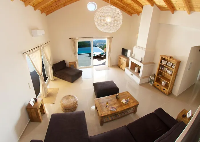 Villa Asteri, Old Skala - Secluded Location - Panoramic Sea Views - Infinity Pool *